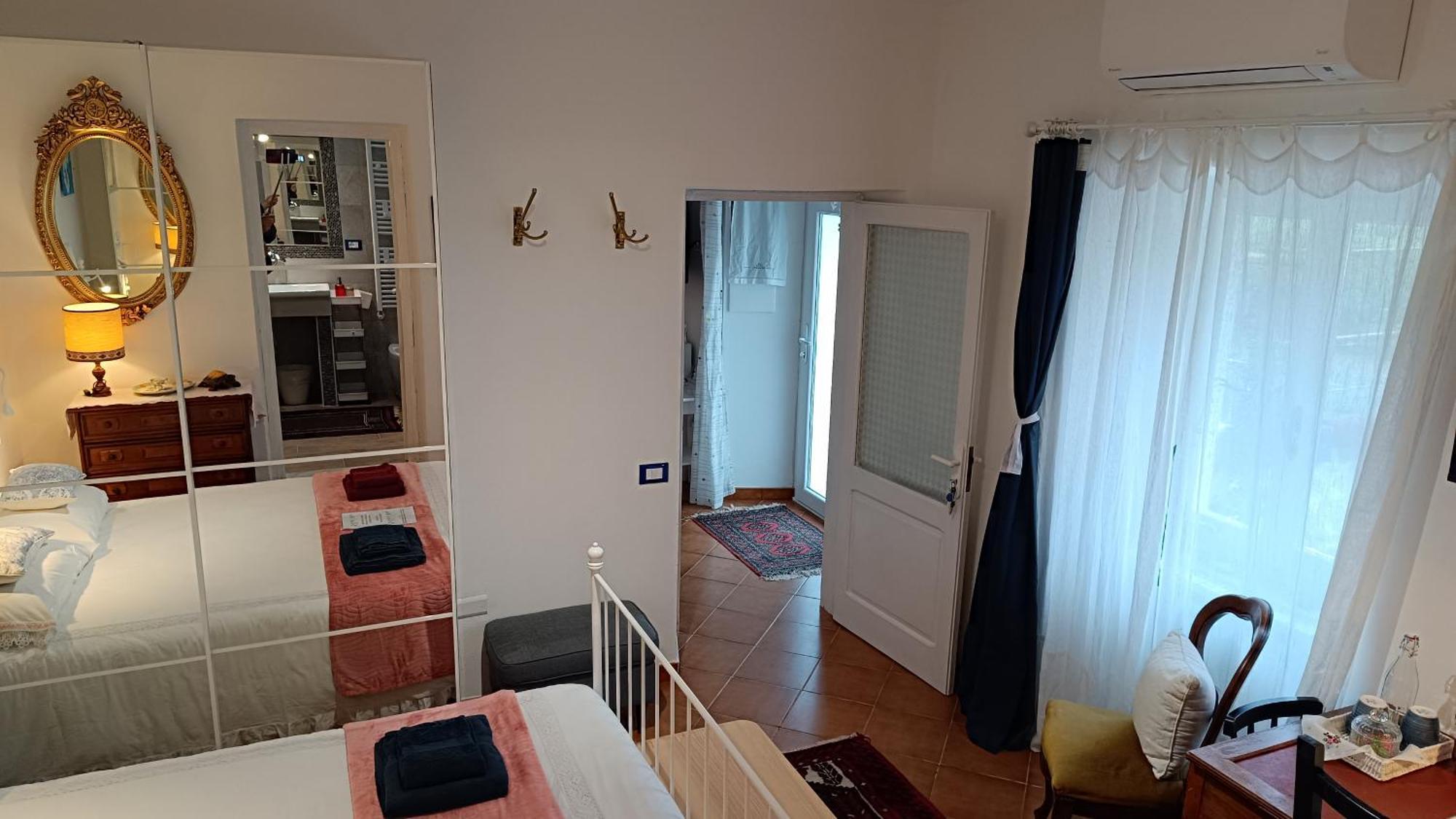 La Graziosa Dorata Lerici San Lorenzo Villa Indipendente 2 Persone Parcheggio Gratuito Esterno foto
